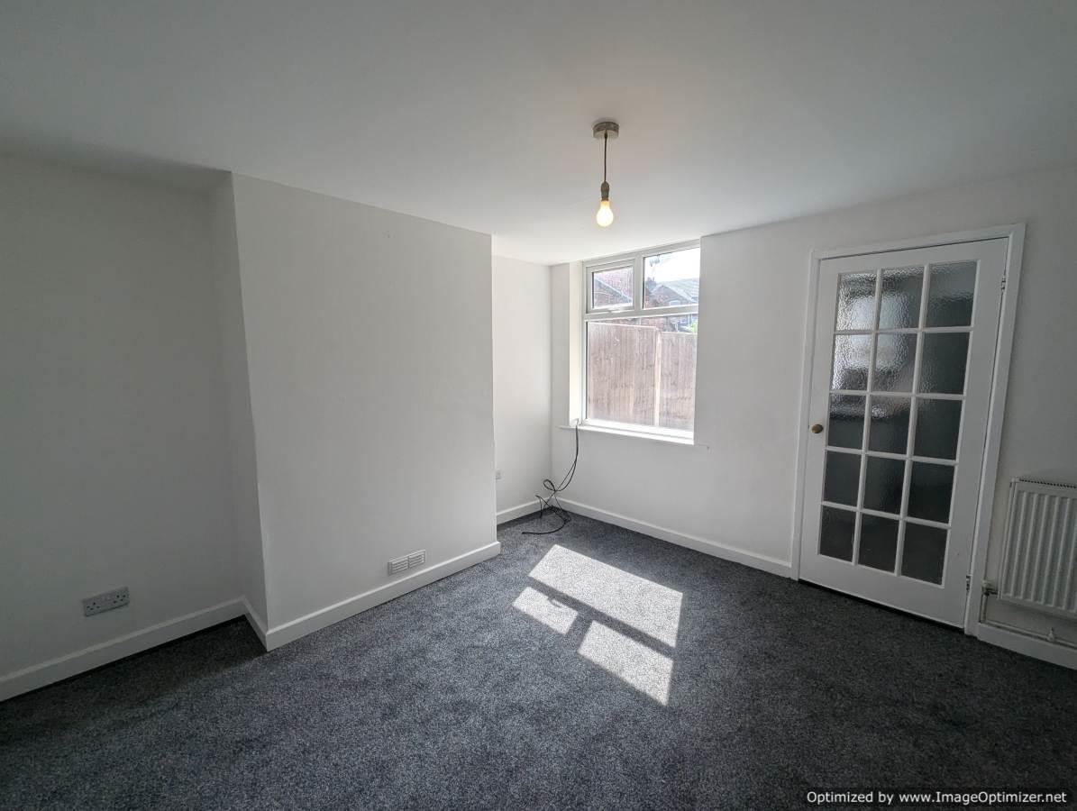 1 bed property in 35, Timbrell Ave, Cheshire